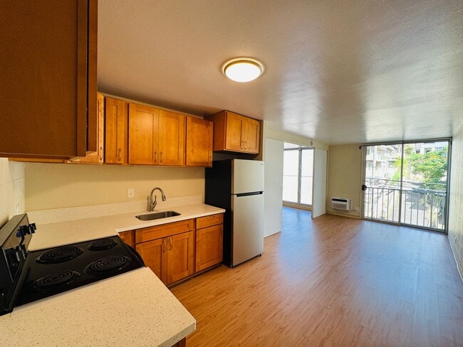 Photo - 1-Bedroom Condo in the Heart of Honolulu – Newly Renovated - with parking!