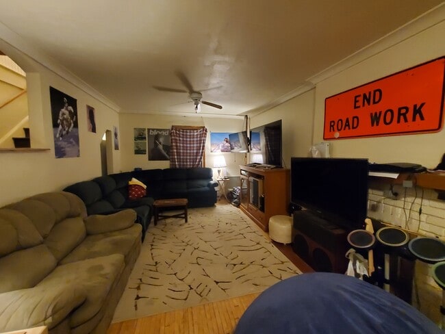 Photo - 1842 Woodland Ave