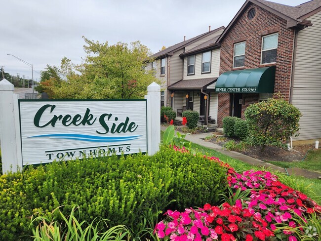 Building Photo - Creekside Townhomes