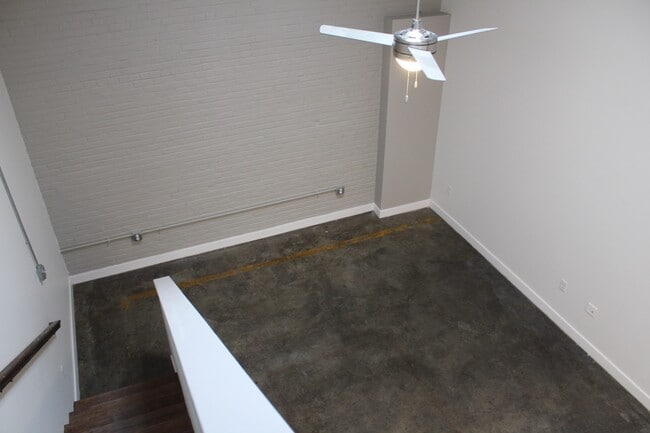 Photo - 408 Wellons St Unit 116