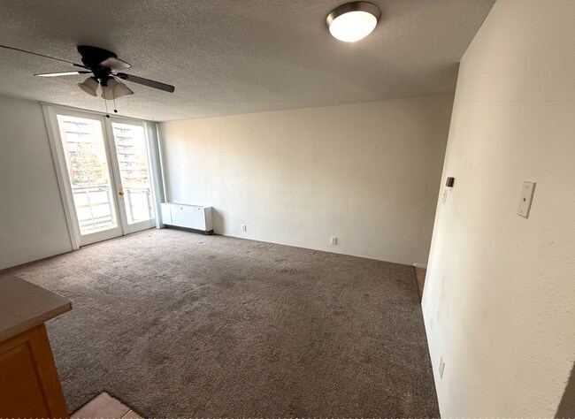 Photo - Studio Apartment in DU Area-Parking and Storage! Unit 411