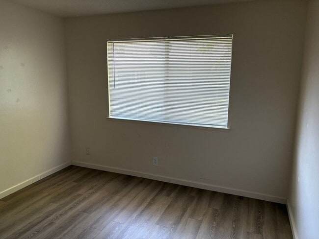 Photo - Beautifully maintained 2 bedroom condo Unidad 3