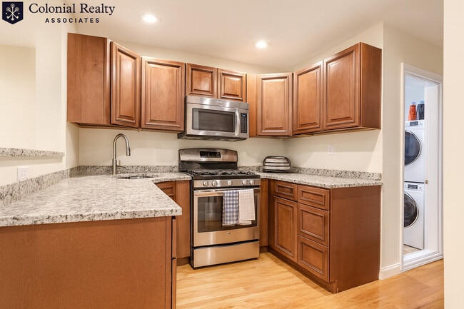 Photo - 66 Egmont St Unit 1