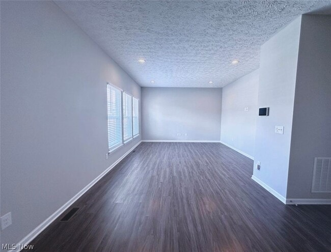 Photo - 37571 Tail Feather Dr