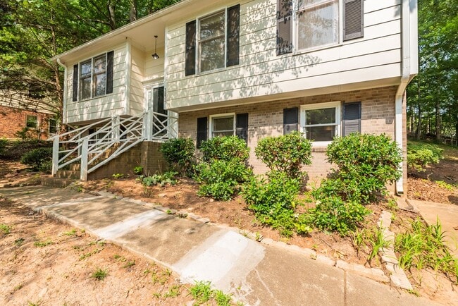 7833 Foxwood Dr