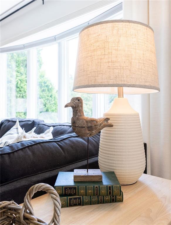 Photo - 11 N Hillview Dr