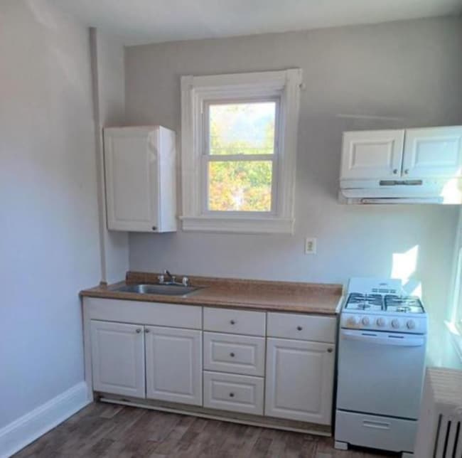 Photo - 4621 Howell St Unit 4