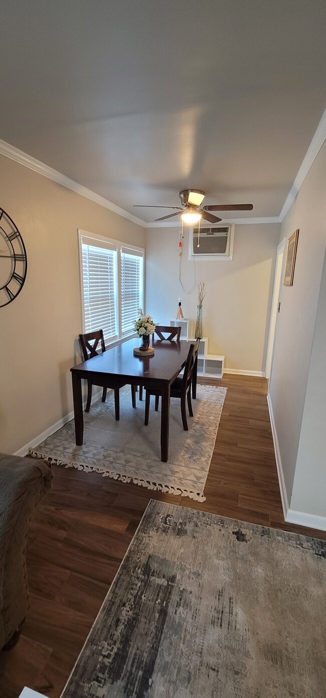 Photo - 2016 W 35th St Unidad 2016 W 35th Street LA CA