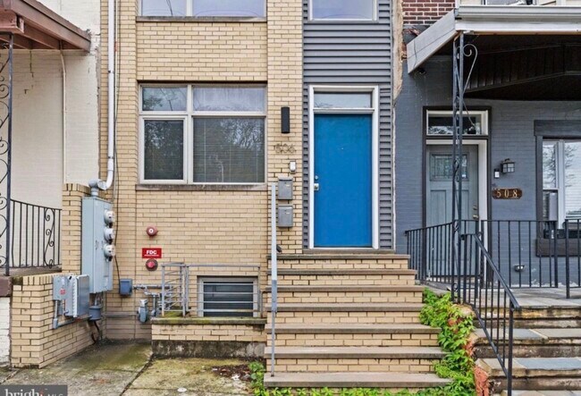Photo - 506 W Master St Unit APT 1