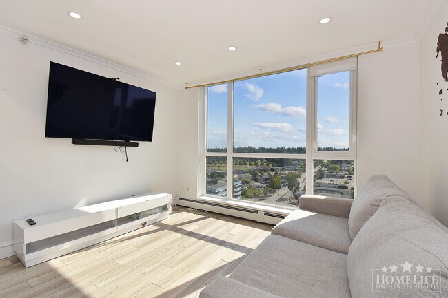 Bright, Furnished 1 Bed + Den | 1 Bath Condo for Rent in Surrey (City Point)!