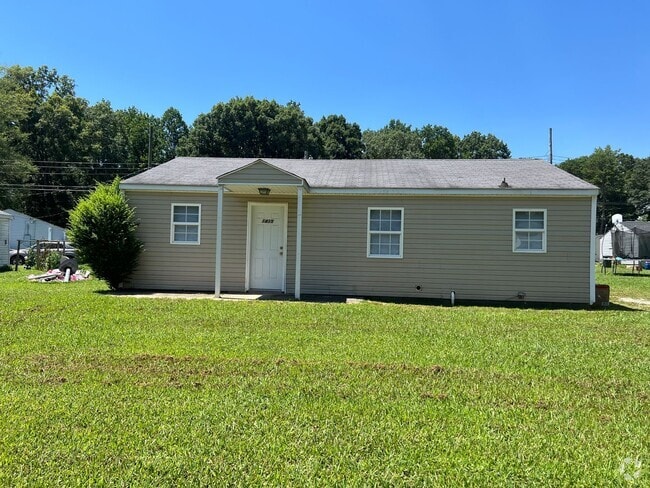 Building Photo - 3 Bedroom Home in Gastonia!!