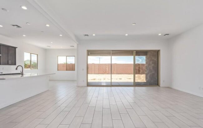 Photo - 24136 N 172nd Dr