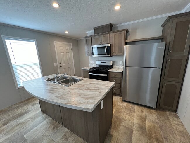 Photo - 15856 Marentette Dr