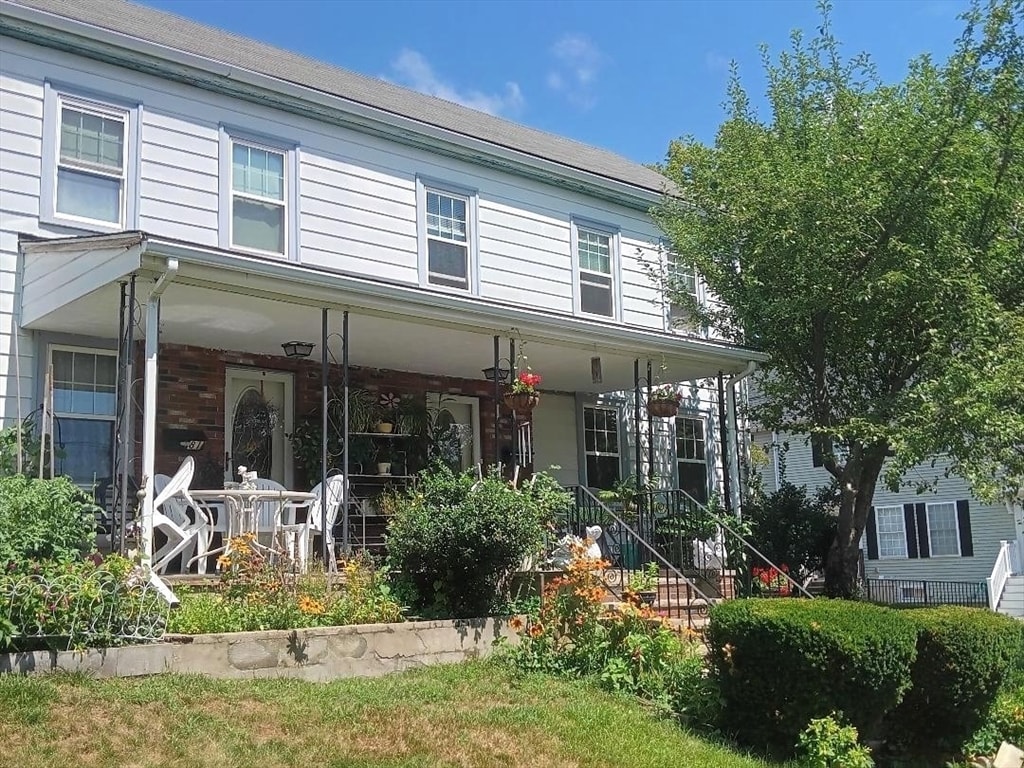 Photo - 79 Woburn St Townhome