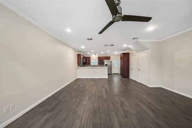 Photo - 16918 Glenheath St