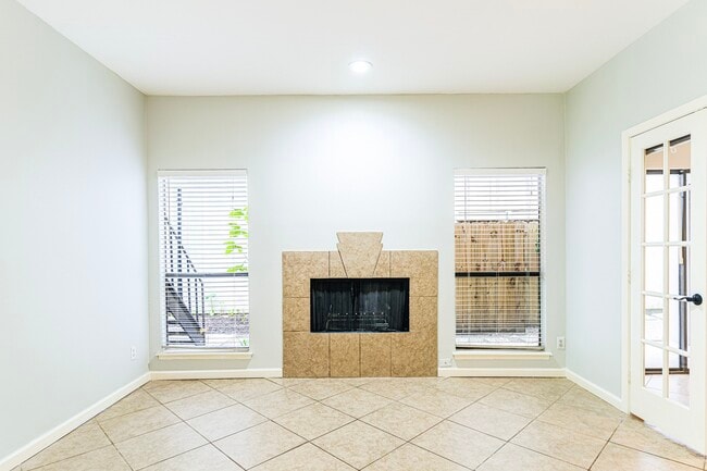 Photo - 1818 Augusta Dr Unit 27