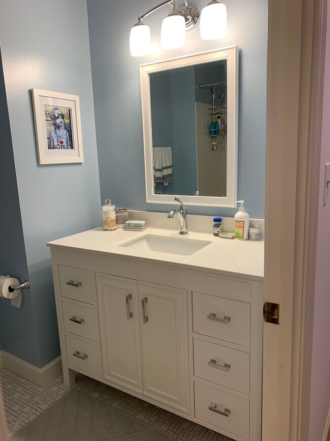 4843 Willett Pky
