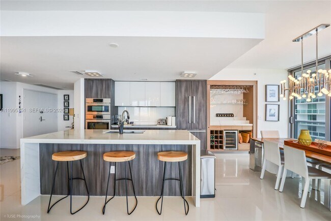 Photo - 488 NE 18th St Unit 1615