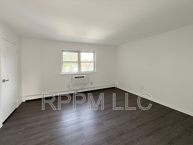 Photo - 19 Van Rensselear St Unit 8