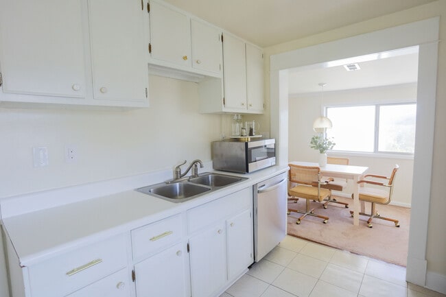 Photo - 1602 Monticello Rd