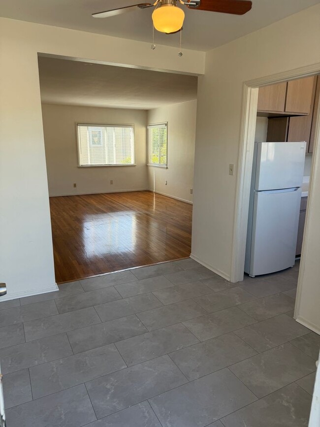 Photo - 3805 Voltaire St