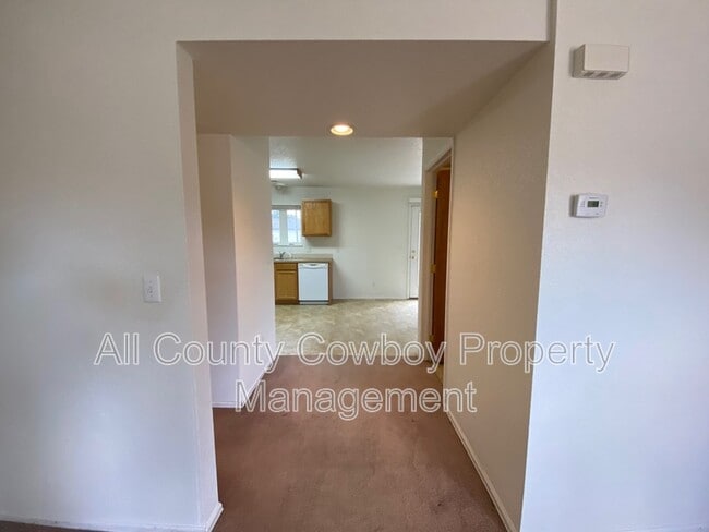 Photo - 929 E Palmer Dr