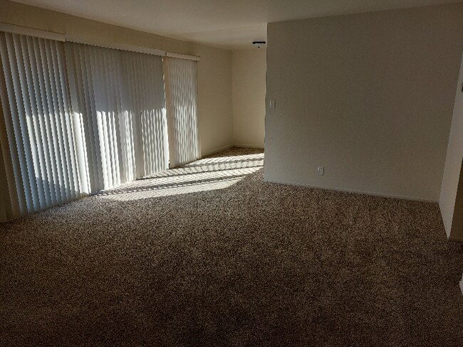 Photo - 1100 Ranchero Way Unidad Varies