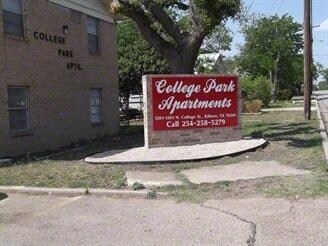 Photo - College Park Apartments