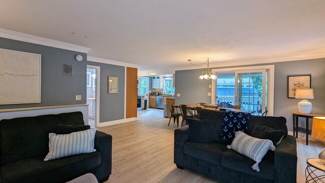 Photo - 52 Crestview Dr