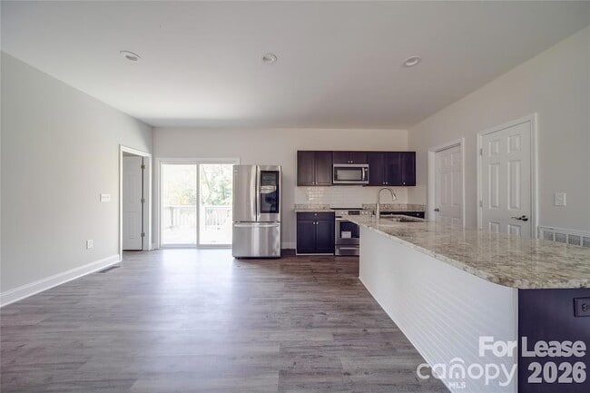 Photo - 112 Rockwell Ct