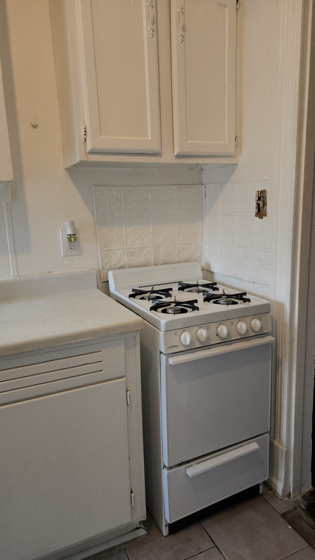 Photo - 226 Clymer St Unit Aprt 3