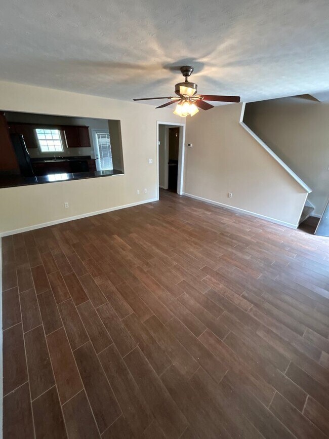 Photo - Talk of the Townhomes in Carrollton City School District!