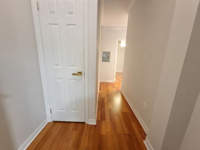Photo - Suite 203-115 Richmond street East Toronto Unit 203