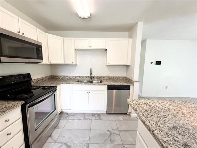 Photo - 3400 Chatham Ct