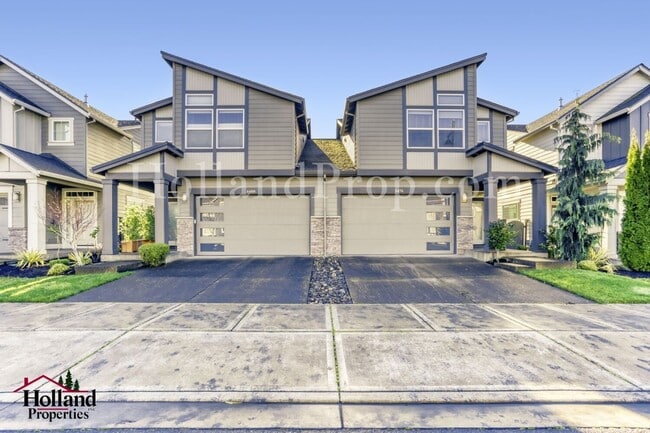 Photo - Modern 3-Bedroom Home in Desirable Hillsboro Community!