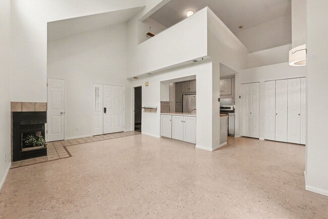 Photo - Bright Top-Floor 2 Bed, 2 Bath Condo with Loft & Vaulted Ceilings Unit B6