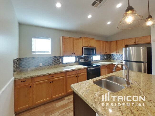 Photo - 11425 W Mountain View Dr