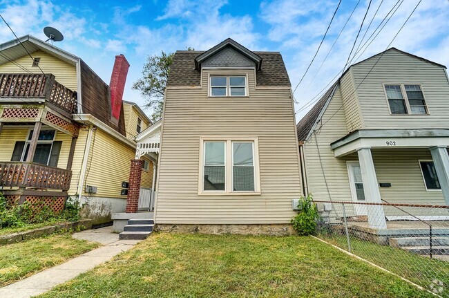 Building Photo - 904 Walnut St Unit 1 Rental