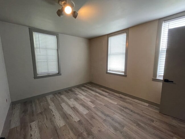 Photo - 2768 N Buffum St