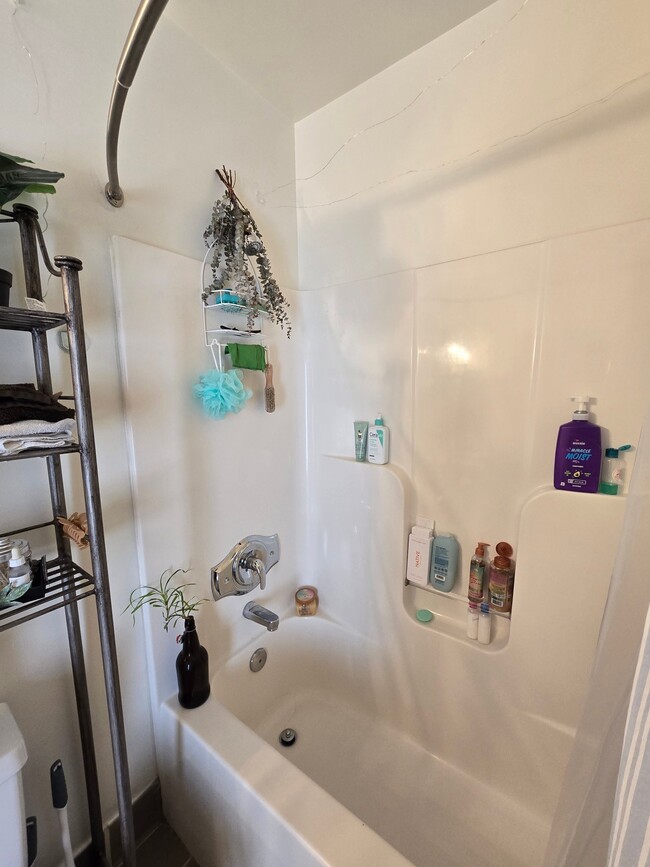 Photo - 302 Goshen St Unit 103