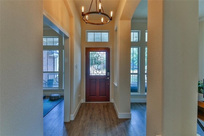 Photo - 2301 Shadow Falls Ln