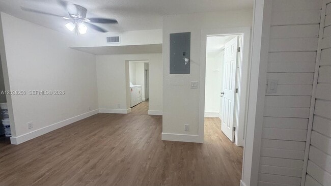 2580 NW 62nd Ave