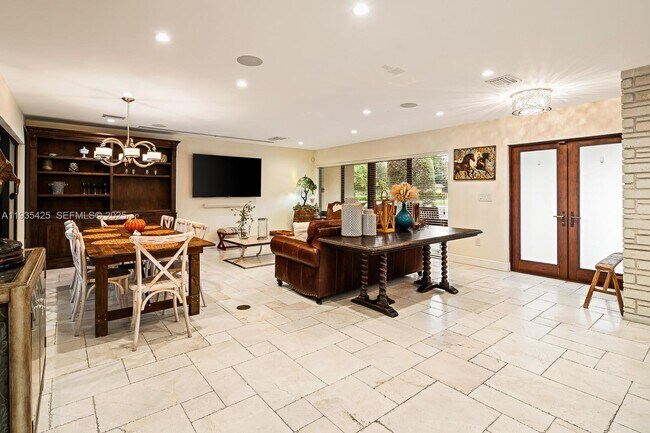 Photo - 9890 SW 138th St