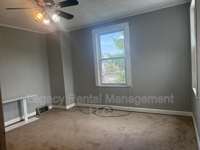 Photo - 652 Old Berwick Rd