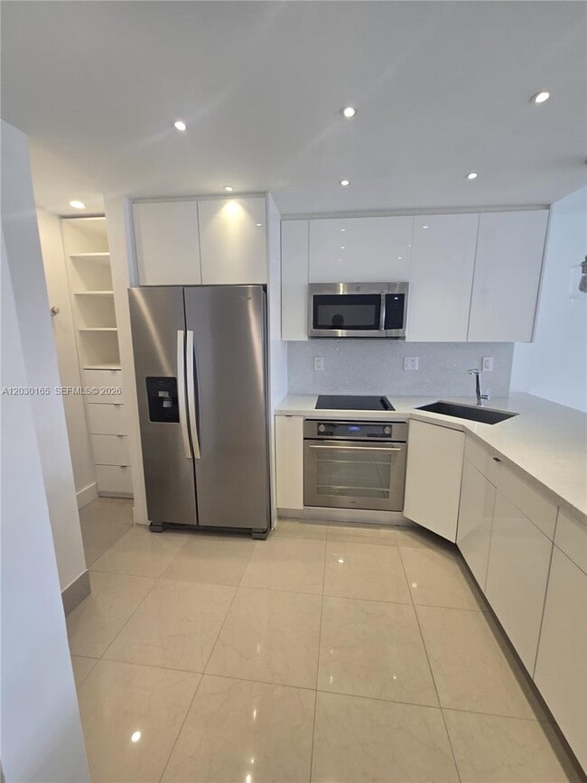 Photo - 2903 N Miami Beach Blvd Unit 804