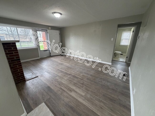 Photo - 2 Bedroom 1 Bath home with fenced in backyard