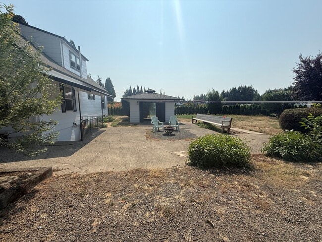 Building Photo - 4095 NW Susbauer Rd Unit A