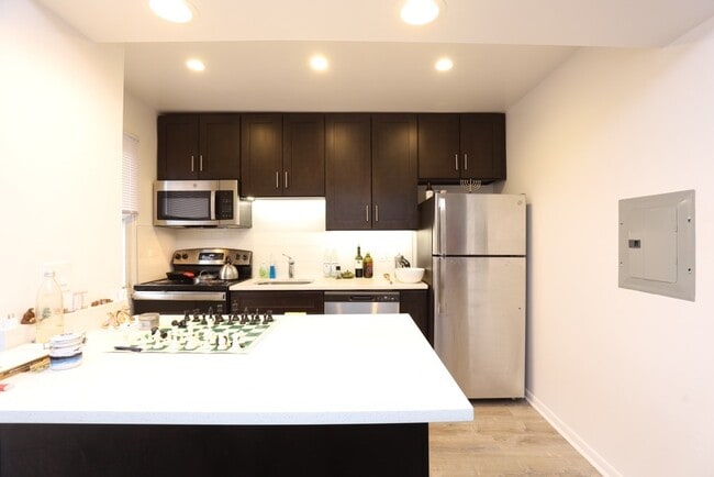 Photo - 520 Aldine Unit 305