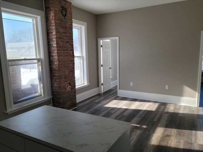 Photo - 2317 Main St Unidad Apt 1 2317 main st