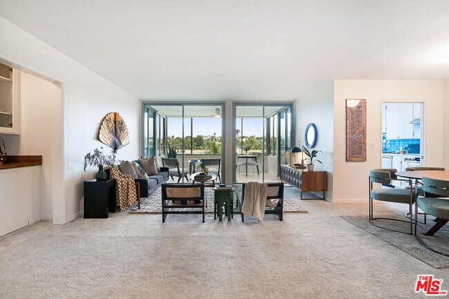 Photo - 8701 Delgany Ave Unidad 208